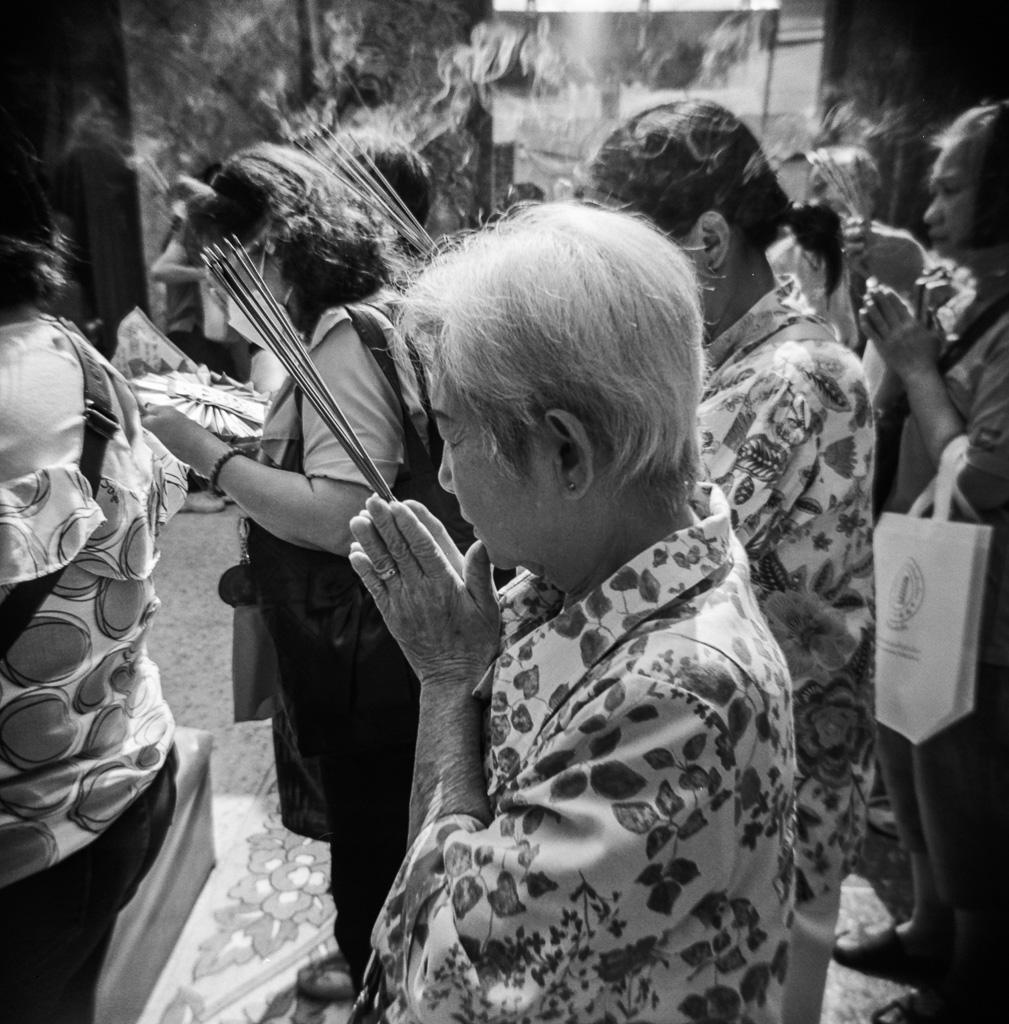 Use left and right keyboard arrows to navigate